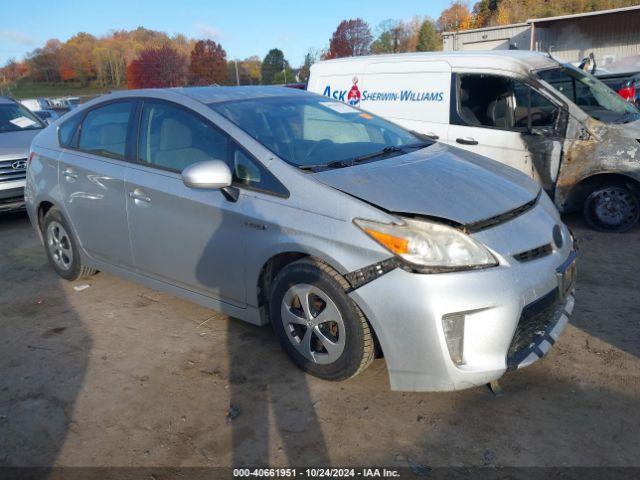  Salvage Toyota Prius