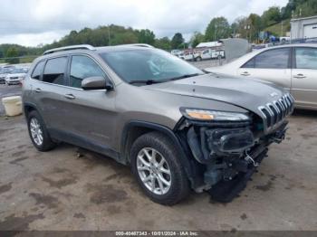  Salvage Jeep Cherokee