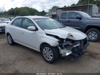  Salvage Kia Forte