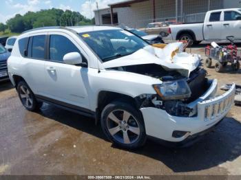  Salvage Jeep Compass