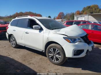  Salvage Nissan Pathfinder