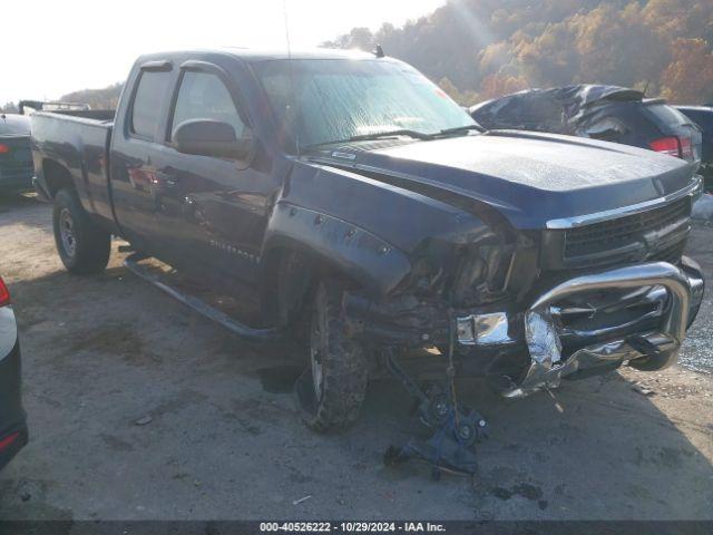  Salvage Chevrolet Silverado 2500