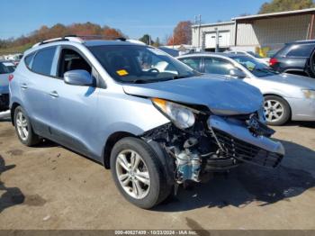  Salvage Hyundai TUCSON