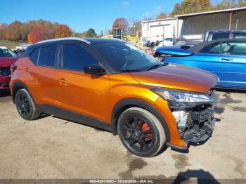  Salvage Nissan Kicks