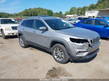  Salvage Jeep Cherokee