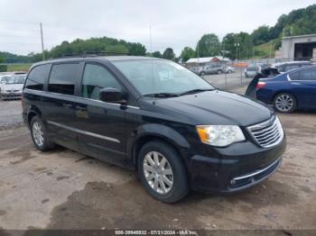  Salvage Chrysler Town & Country