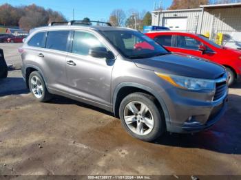  Salvage Toyota Highlander