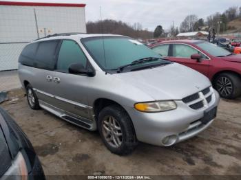  Salvage Dodge Grand Caravan