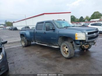  Salvage Chevrolet Silverado 3500