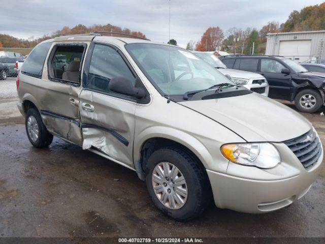  Salvage Chrysler Town & Country