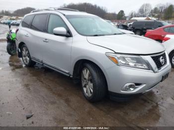  Salvage Nissan Pathfinder