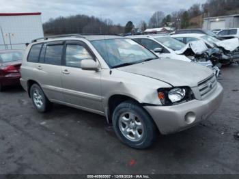  Salvage Toyota Highlander