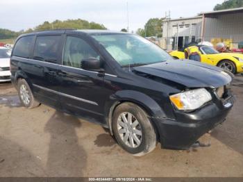  Salvage Chrysler Town & Country