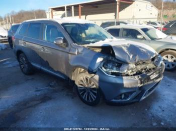  Salvage Mitsubishi Outlander