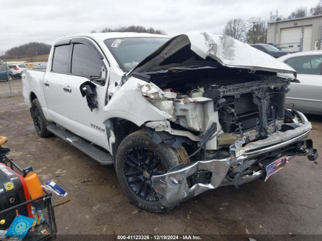  Salvage Nissan Titan