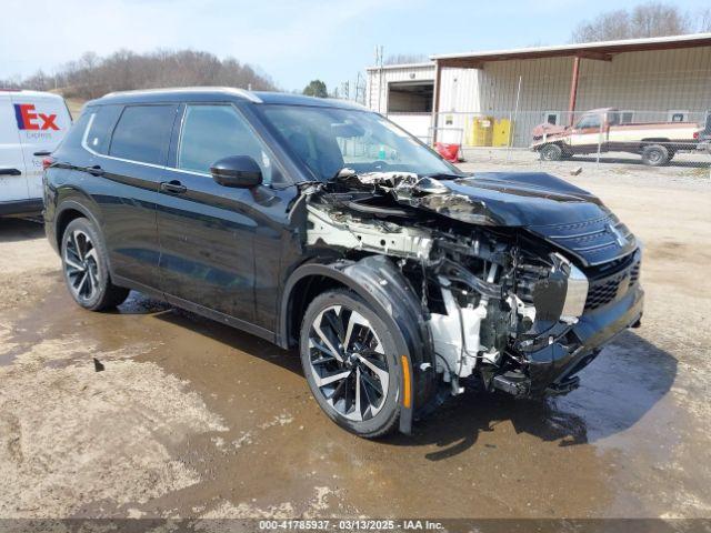  Salvage Mitsubishi Outlander