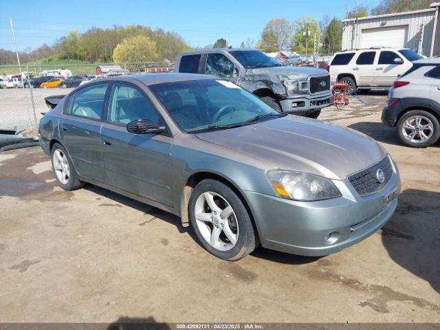  Salvage Nissan Altima