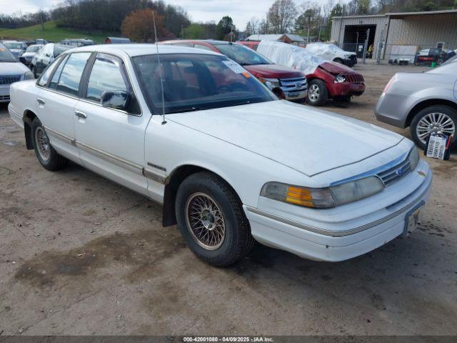  Salvage Ford Crown Victoria