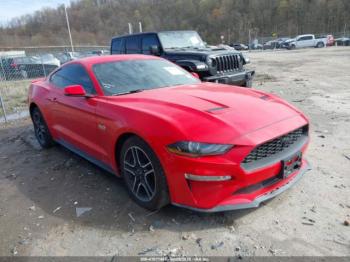  Salvage Ford Mustang