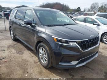  Salvage Kia Carnival