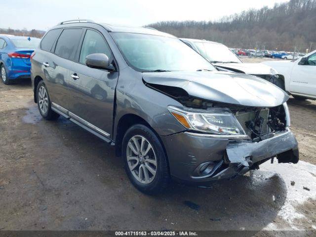  Salvage Nissan Pathfinder