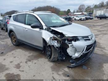  Salvage Toyota RAV4