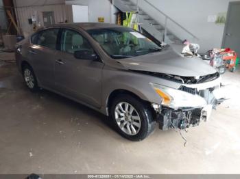  Salvage Nissan Altima
