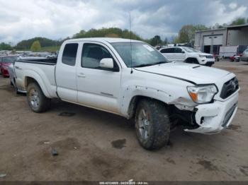  Salvage Toyota Tacoma