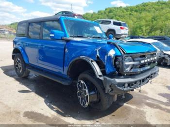  Salvage Ford Bronco