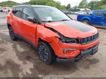  Salvage Jeep Compass