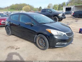  Salvage Kia Forte