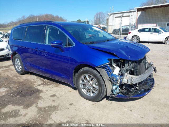  Salvage Chrysler Pacifica