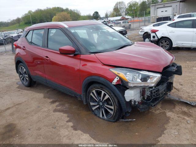  Salvage Nissan Kicks