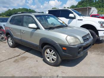  Salvage Hyundai TUCSON