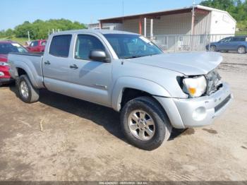  Salvage Toyota Tacoma