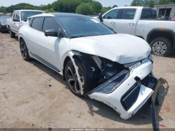  Salvage Kia EV6