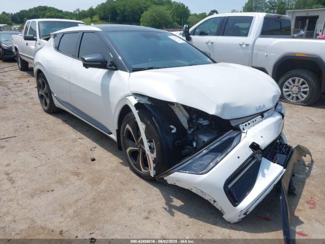  Salvage Kia EV6