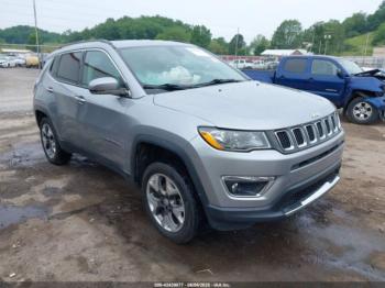  Salvage Jeep Compass