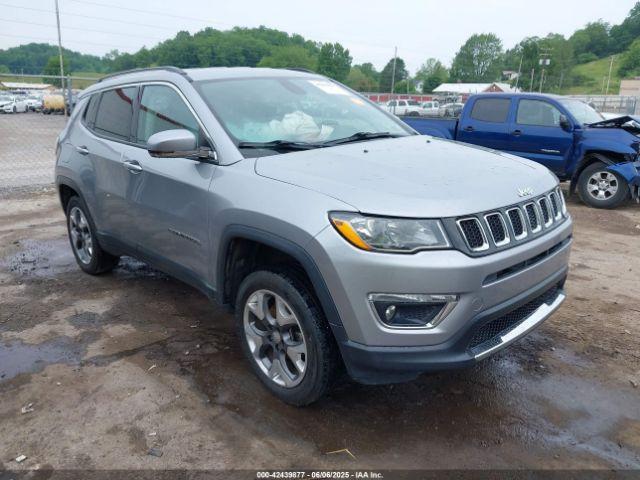  Salvage Jeep Compass