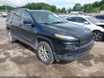  Salvage Jeep Cherokee