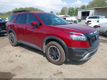  Salvage Nissan Pathfinder