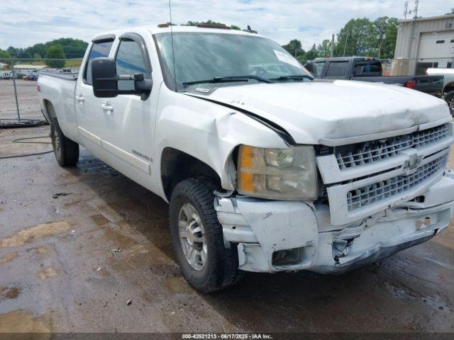  Salvage Chevrolet Silverado 3500