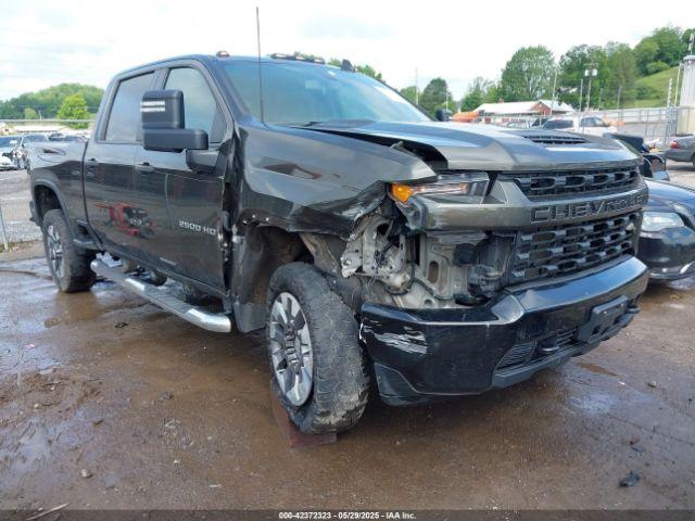  Salvage Chevrolet Silverado 2500