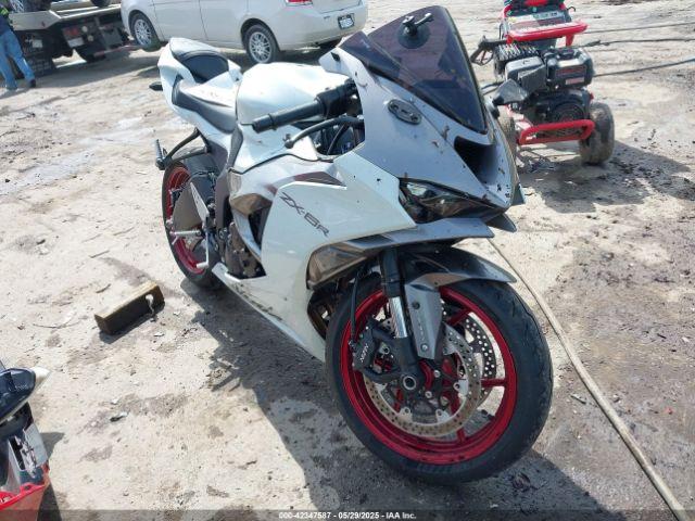  Salvage Kawasaki Zx636