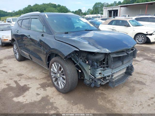  Salvage Chevrolet Blazer