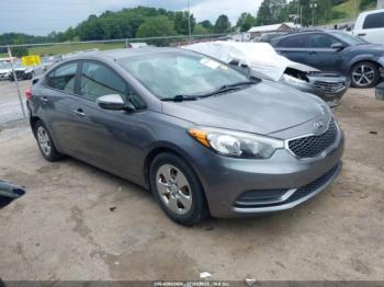  Salvage Kia Forte