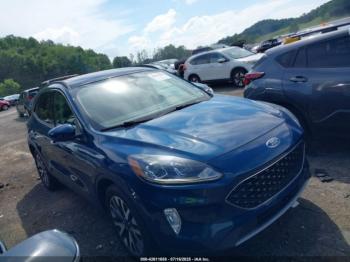  Salvage Ford Escape