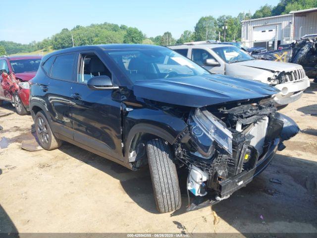  Salvage Kia Seltos