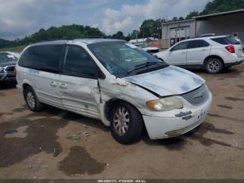  Salvage Chrysler Town & Country