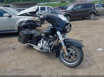  Salvage Harley-Davidson Flhx